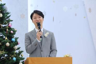 Pastor is giving a speech